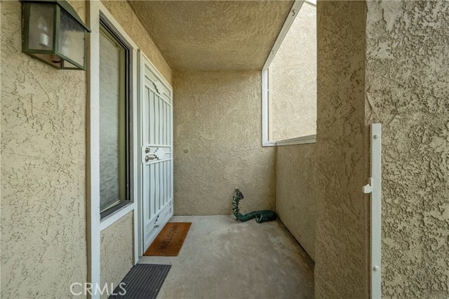 Building Photo - 337 Deerfield Ave