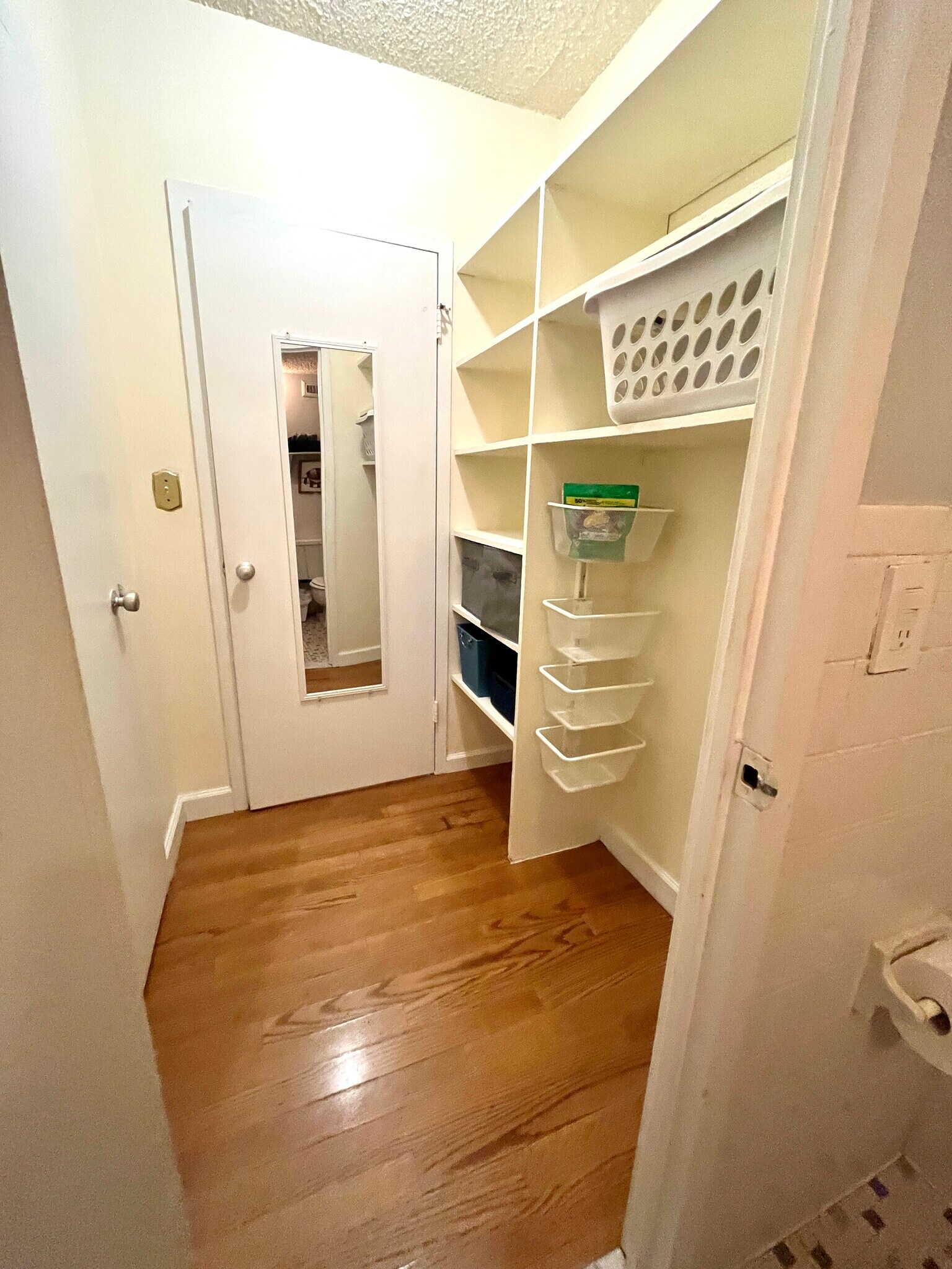 Building Photo - 1520 Senate St