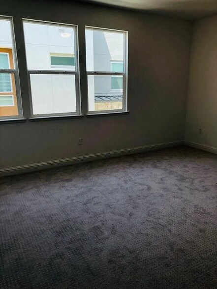 Building Photo - 3467 Vertex Way