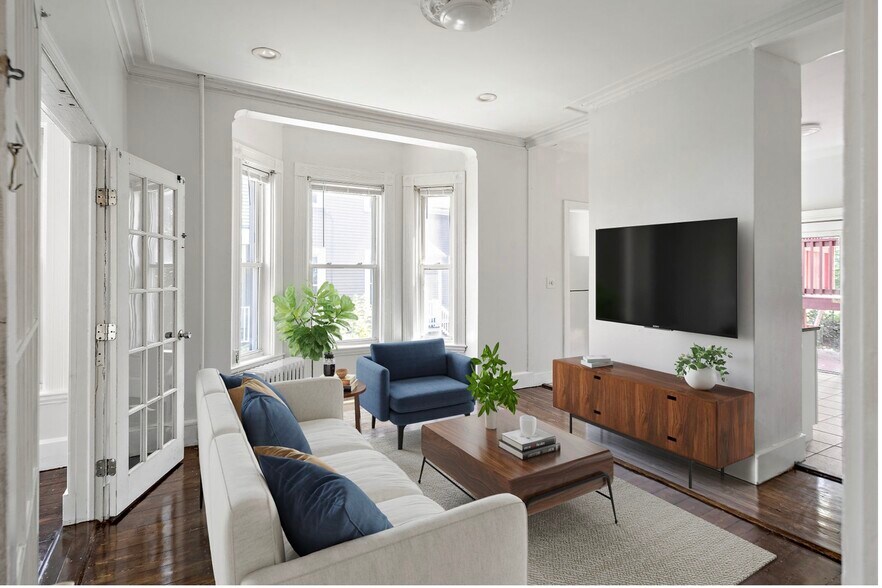 Building Photo - 16 Mayfair St