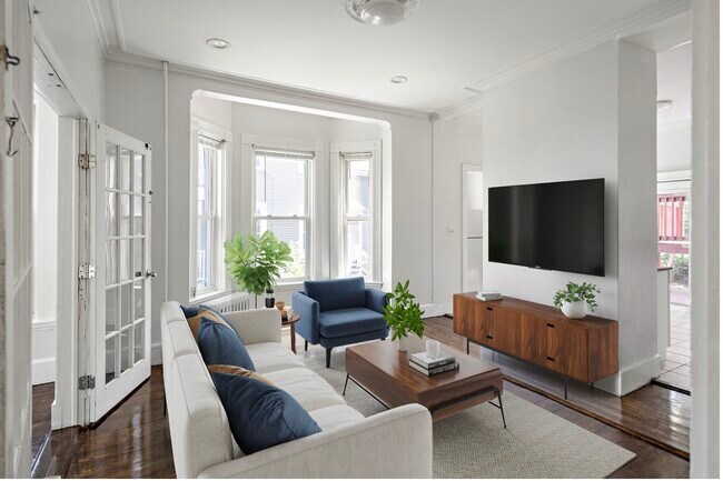 Building Photo - 16 Mayfair St