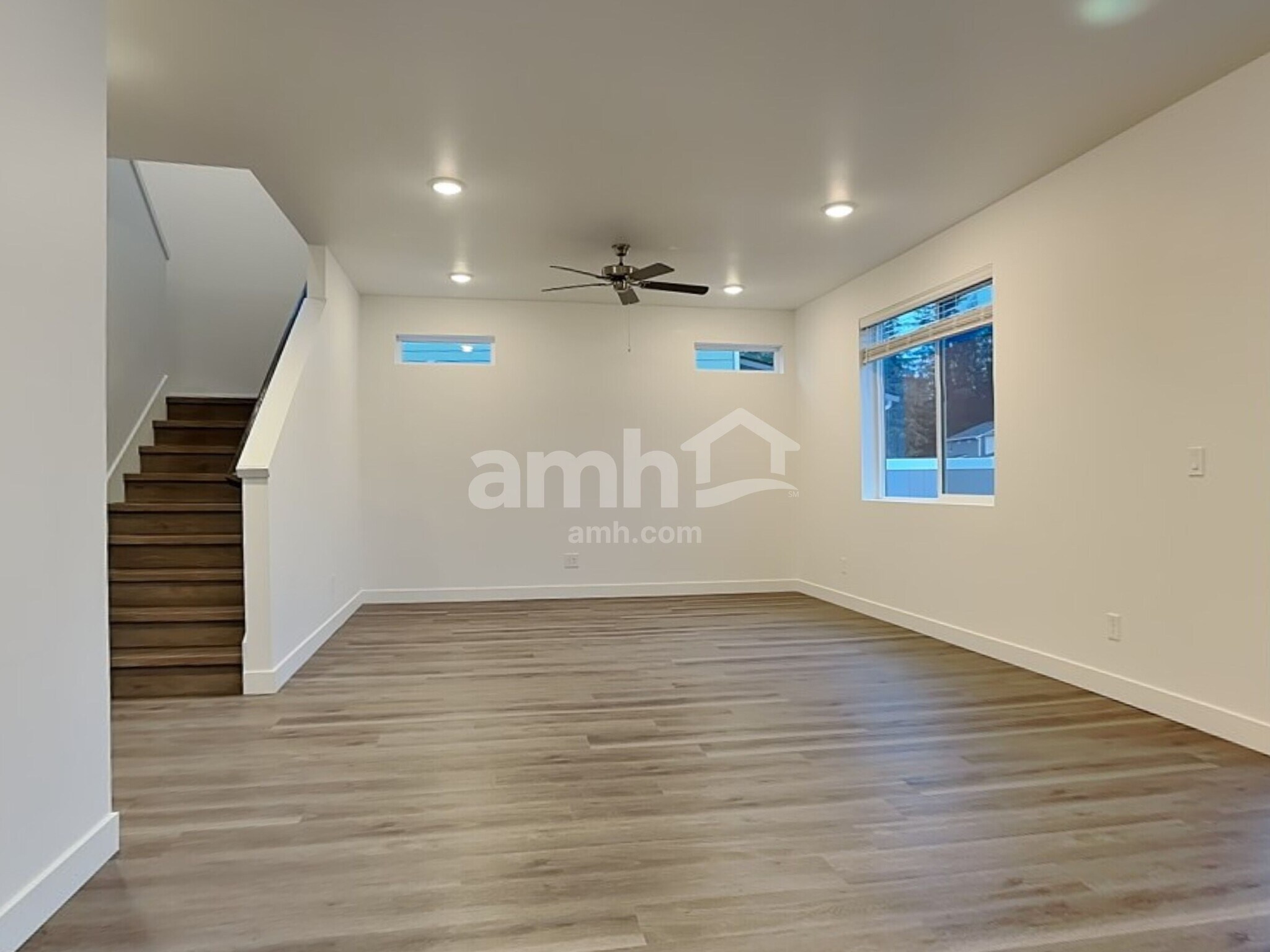 Building Photo - 8006 Katriel Ct SW