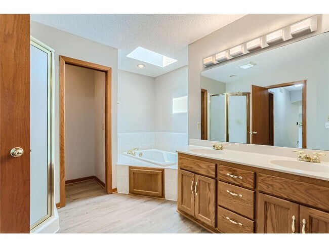 Building Photo - 4280 Trenton Trail