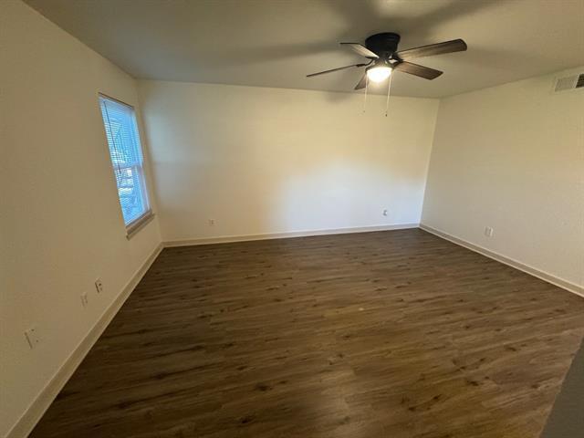 Building Photo - 7300 Comanche Trail