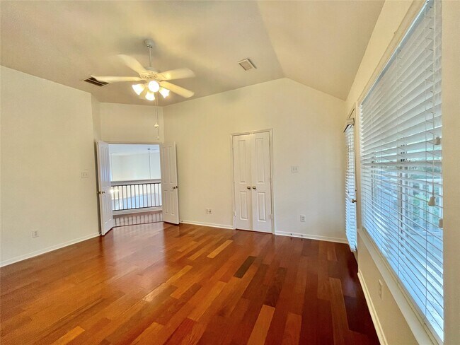 Building Photo - 11 Dalea Pl