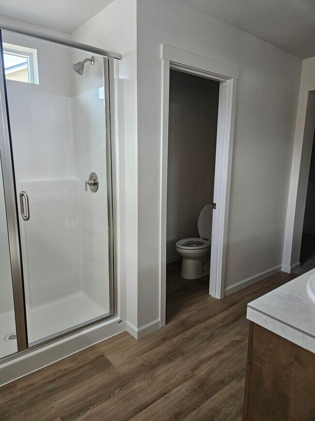 Building Photo - Brand New 3 Bedroom 2 1/2 bath Townhouse