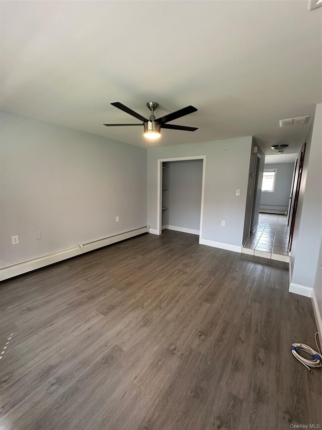 Building Photo - 119 Miramar Ave