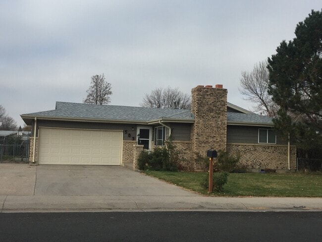 Primary Photo - Beautiful 3 Bedroom, 2 Bath Ranch in West ...