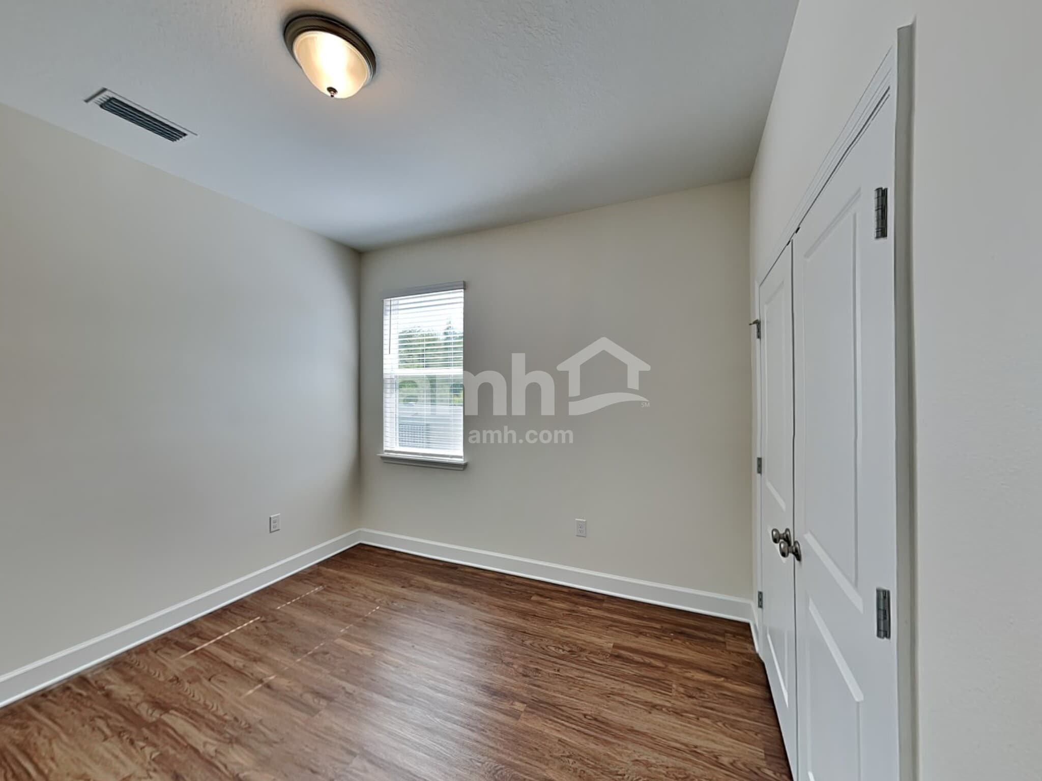 Building Photo - 347 Pine Terrace Dr