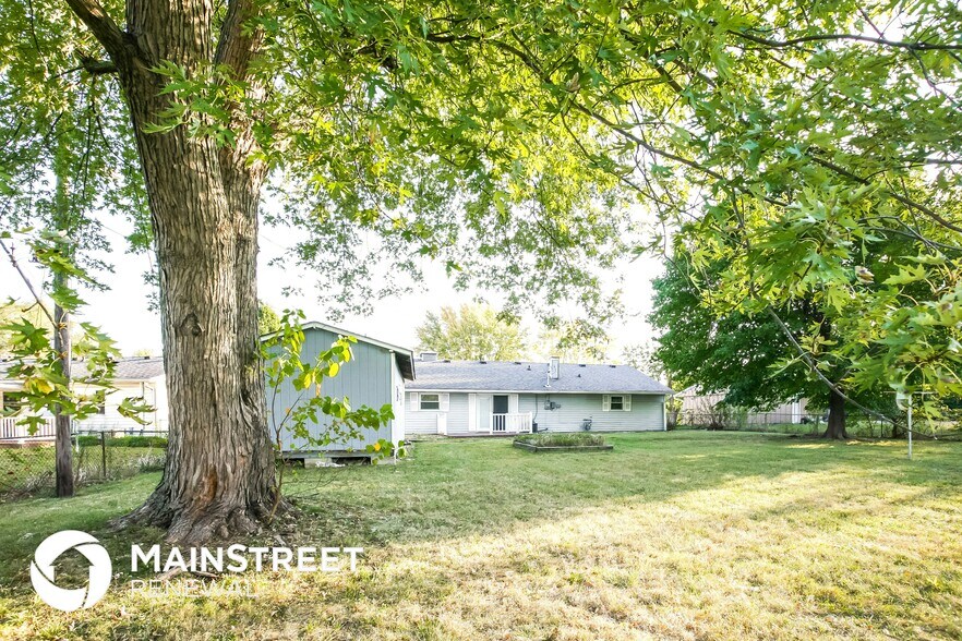 Building Photo - 8605 Catalina Dr