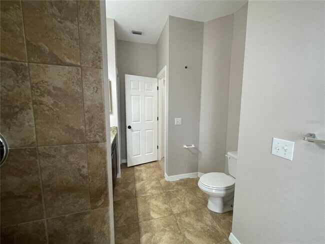 Building Photo - 17711 Emerald Green Pl