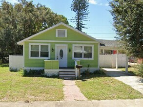 Building Photo - 518 41st Ave S