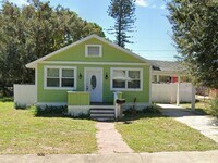 Building Photo - 518 41st Ave S