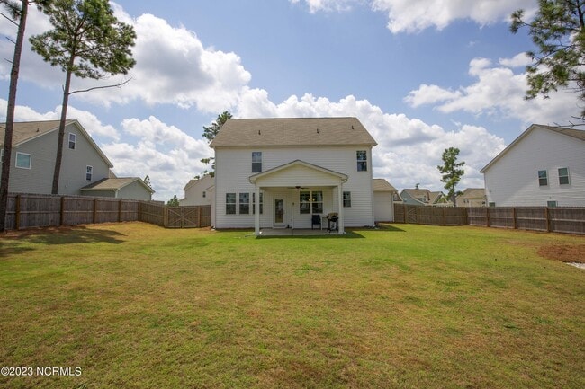 Building Photo - 402 Summer Wind Wy