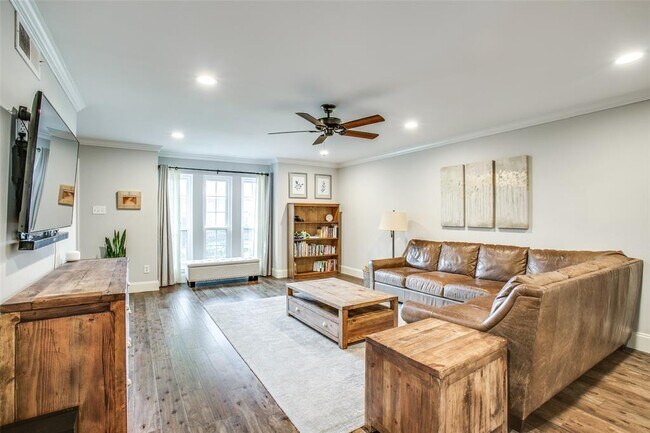 Building Photo - 14348 Misty Meadow Ln