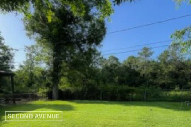 Building Photo - 304 Highland Dr