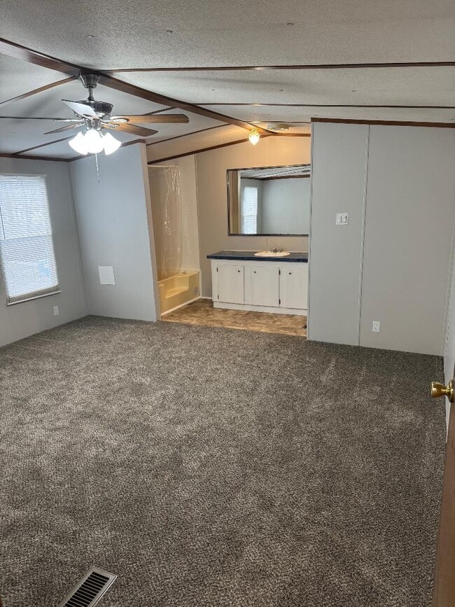 Building Photo - 1248 Kathy Ave