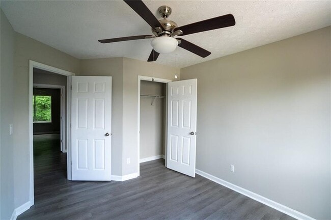 Building Photo - 128 Garden Walk