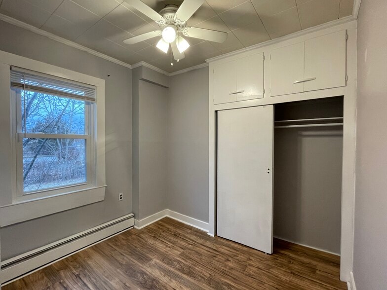 Building Photo - 50 High St