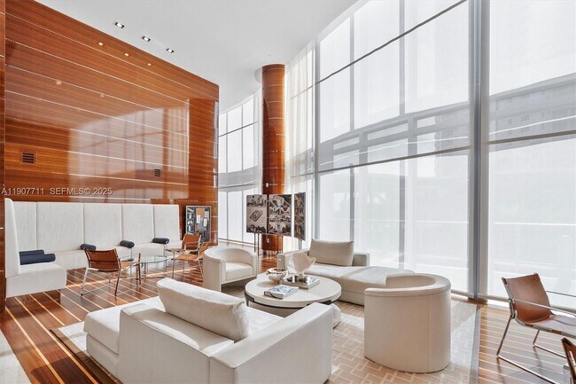 Building Photo - 17475 Collins Ave