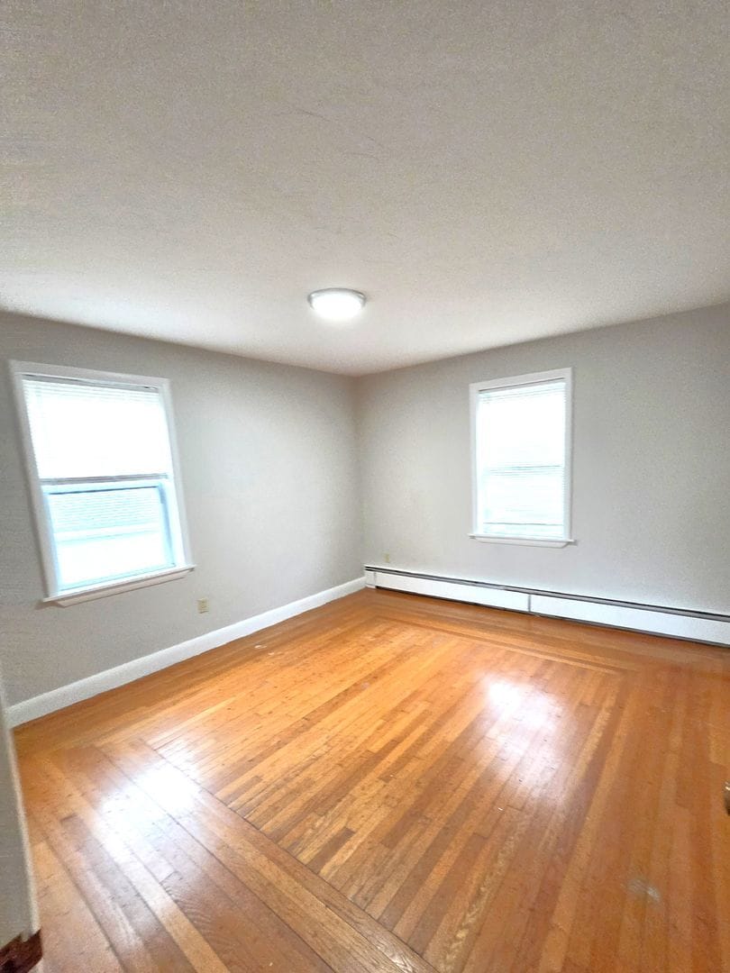 Building Photo - 535 Manville Rd