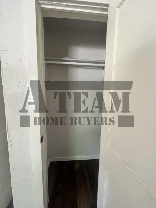Building Photo - 3 Bed 1 Bath home for rent!