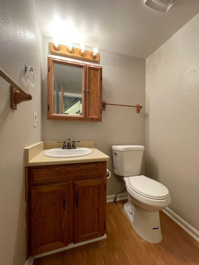 Building Photo - Charming 3-Bedroom Home in Victoria Place neighborhood! MOVE IN SPECIAL!!