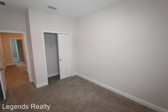 Building Photo - 4 br, 3.5 bath House - 413 Diamond Dove Cove