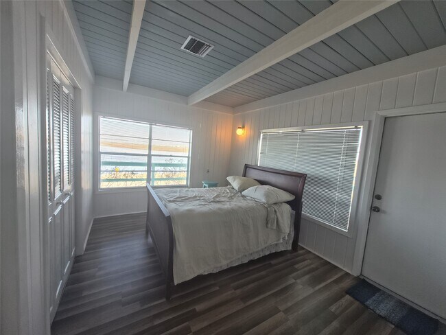 Building Photo - 3726 Concho Key