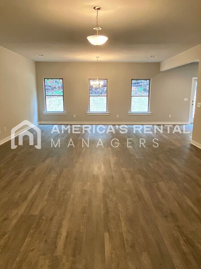 Building Photo - Home for Rent in McCalla, AL...View with 48 Hours Notice!