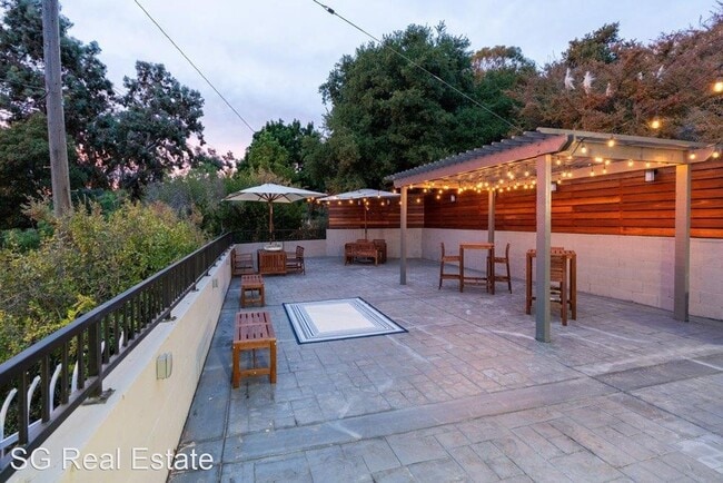 Building Photo - 1282 Mattox Rd