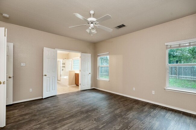 Building Photo - 3353 Rod Carew Dr