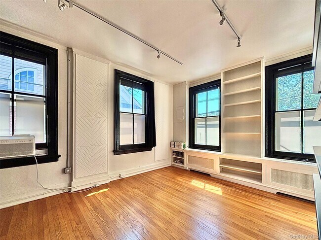 Building Photo - 6378 Mill St