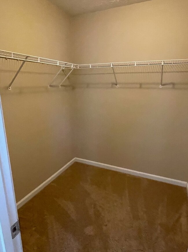 Building Photo - Relax in your spacious home deep in the Watson Grove subdivision