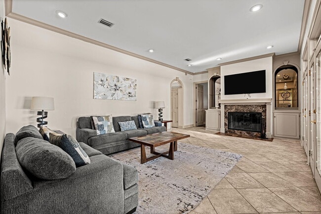 Building Photo - 322 Wahoo Rd