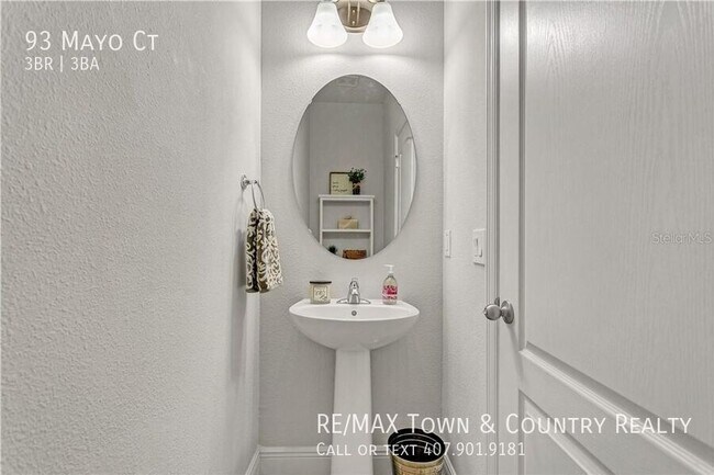 Building Photo - 93 Mayo Ct