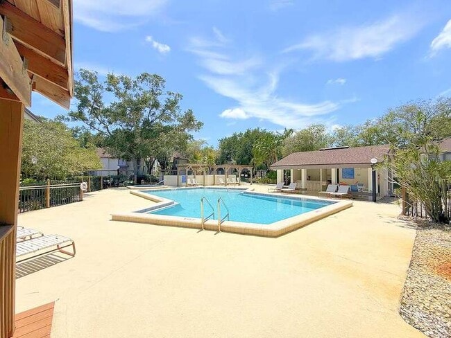 Building Photo - 1723 Cypress Trace Dr
