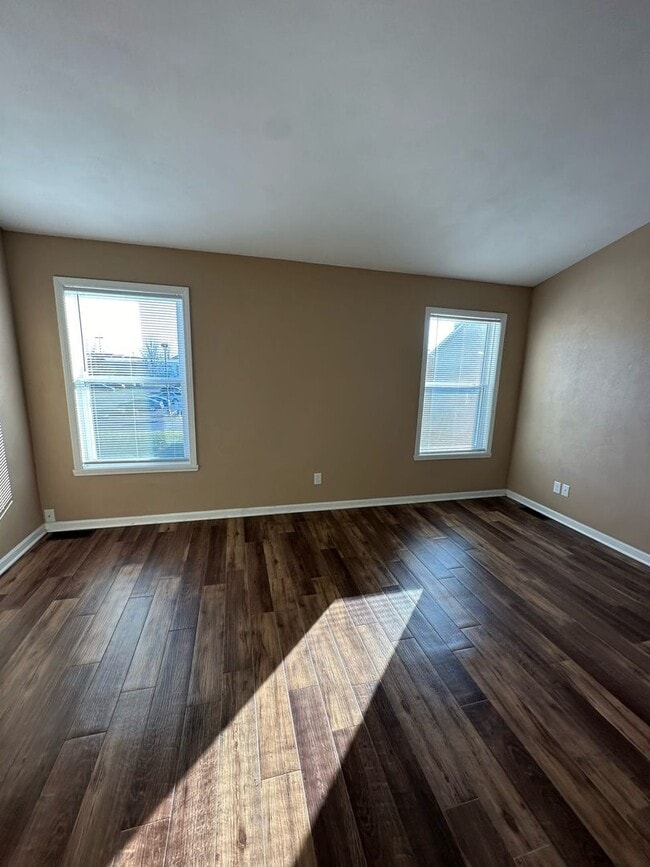 Building Photo - Rockford Townhomes East