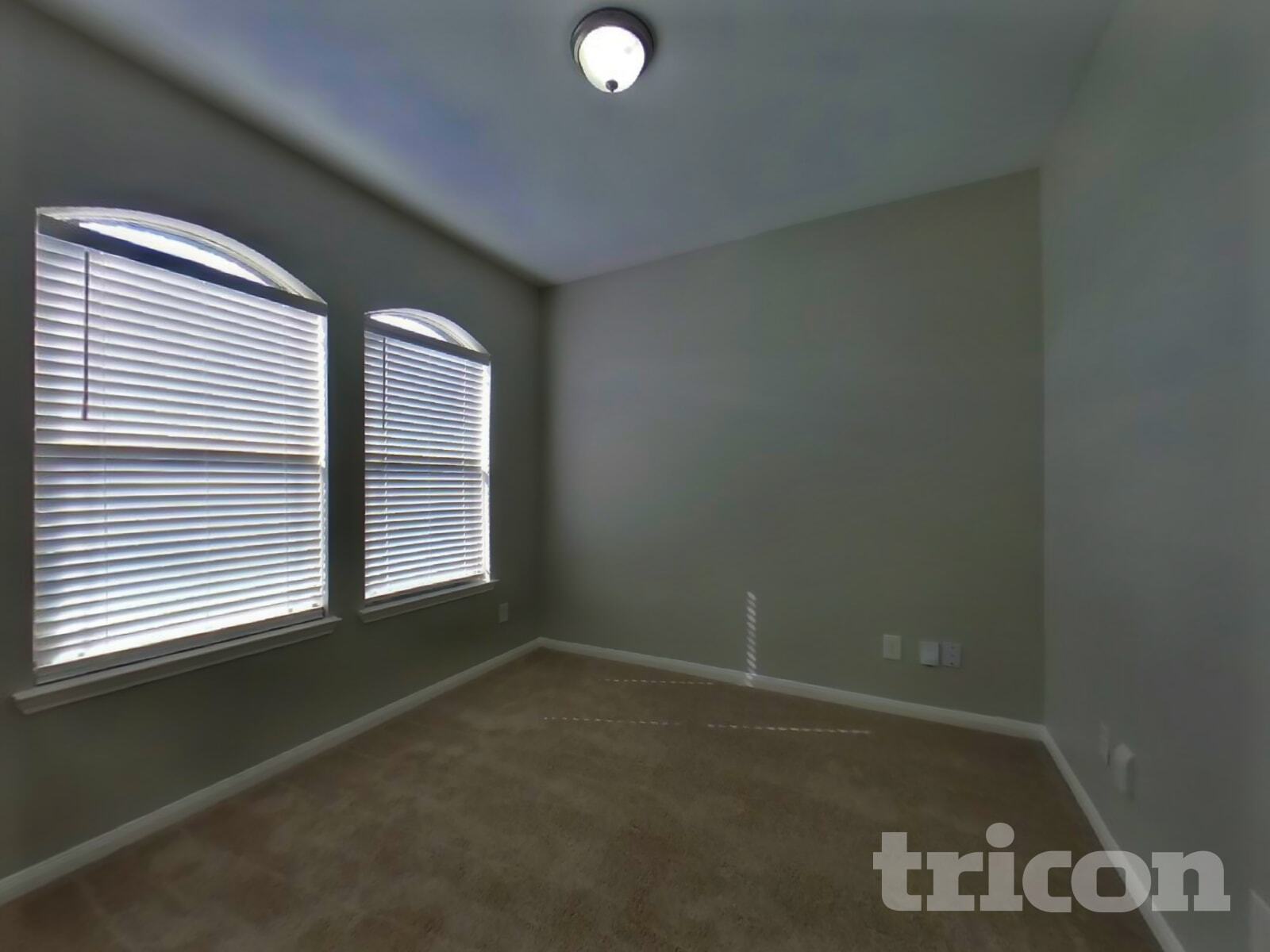 Building Photo - 12850 Spruce Cir