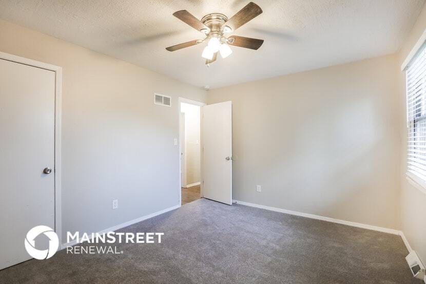 Building Photo - 1604 N Glen Ellyn St