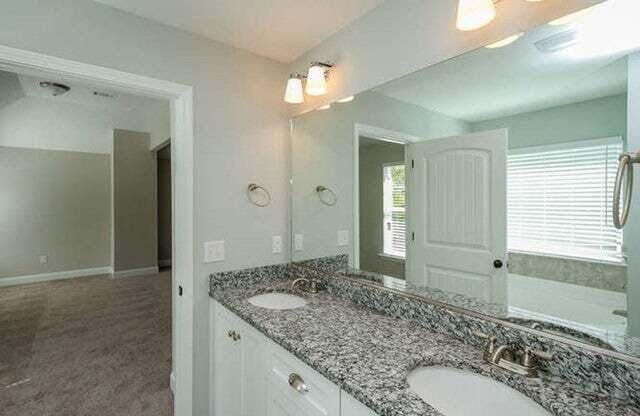 Building Photo - 3075 Margot Ln