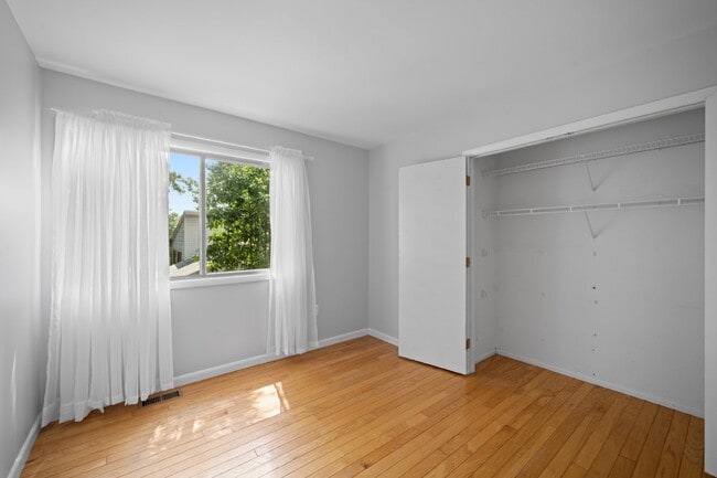 Building Photo - A Nature Lover's Dream Home!