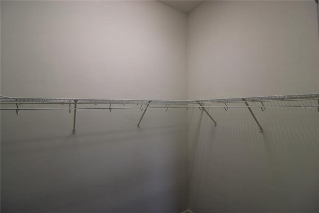 Building Photo - 132 NE 4 St