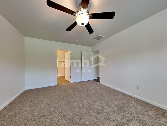 Building Photo - 118 Tobago Cir