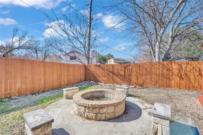 Building Photo - 1800 Tamra Ct