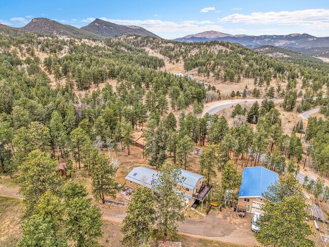 Building Photo - 50 Spruce Dr