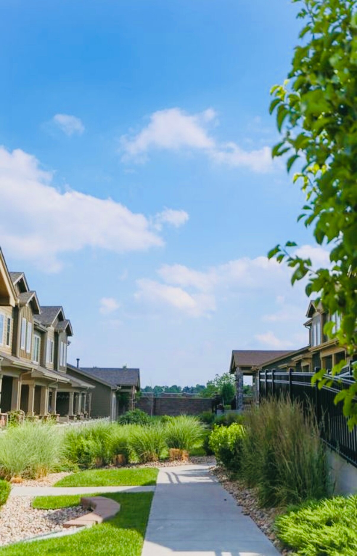 tons of outdoor space in this community - 5580 W 72nd Ave