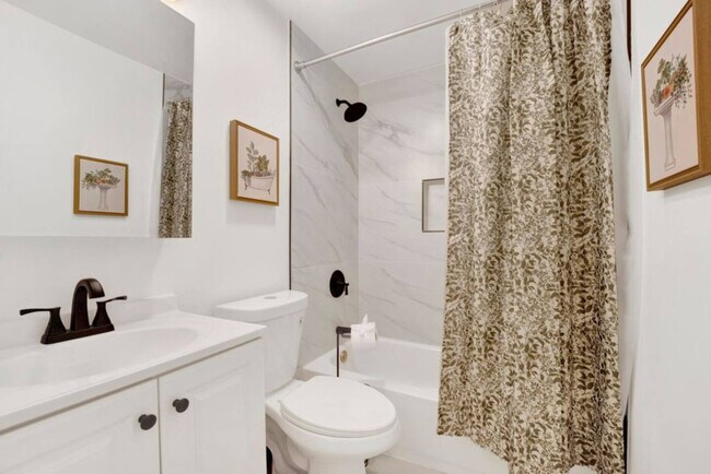 Primary Photo - 503 W Wrightwood Ave