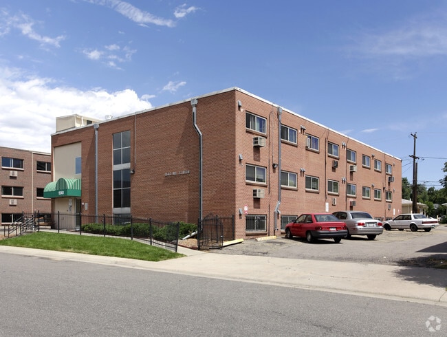 Building Photo - 1540 S Albion St