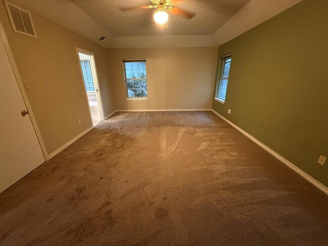 Building Photo - 103 Windmill Cove